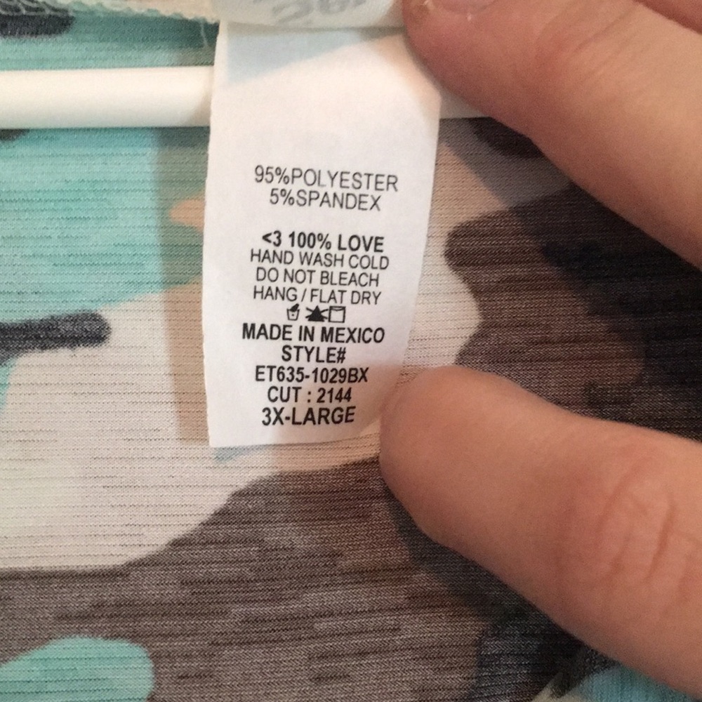 Sew In Love Hooded Tank - Picture 6 of 6